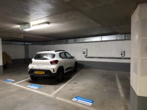274105528