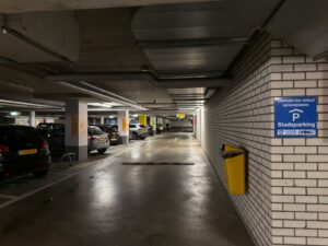 274105556