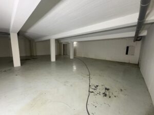 289650881